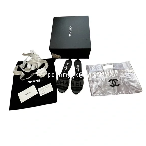 CHANEL 💯 Logo PVC Slides Sandals Mules Transparent Clear Black 37 7 Box Bag SS19 - Picture 6 of 17